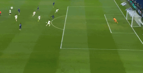 开云下载-登贝莱谈第二球：我本想直接打门，看门将站位偏前就选了挑射