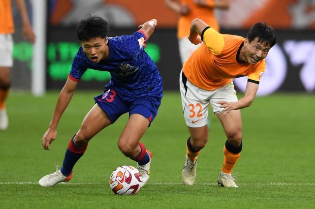 开云线上入口-被吐槽的“马力”兄弟携手发力 申花赢下第6次1比0