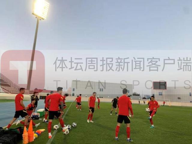 开云网站-国足放弃最后踩场无大碍 张琳芃或替吴曦任队长