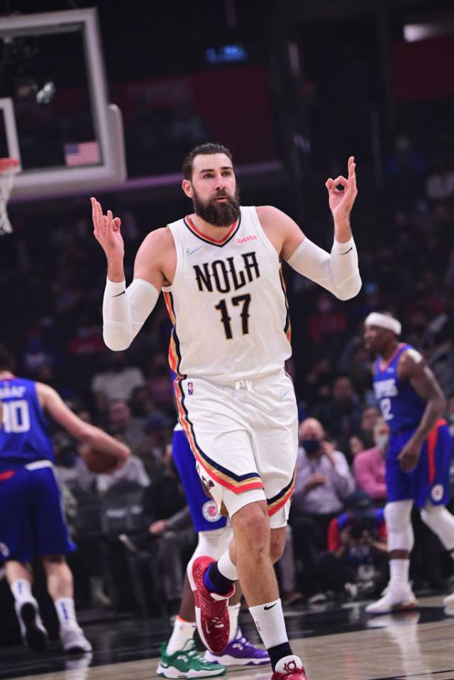 7记三分化身中锋版库里 瓦兰一数据创造NBA历史