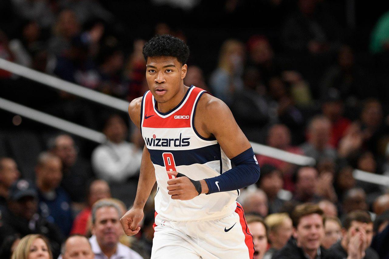 开云网站-首个3-0诞生！湖人拒绝15分逆转詹姆斯3分绝平！詹姆斯父子创纪录