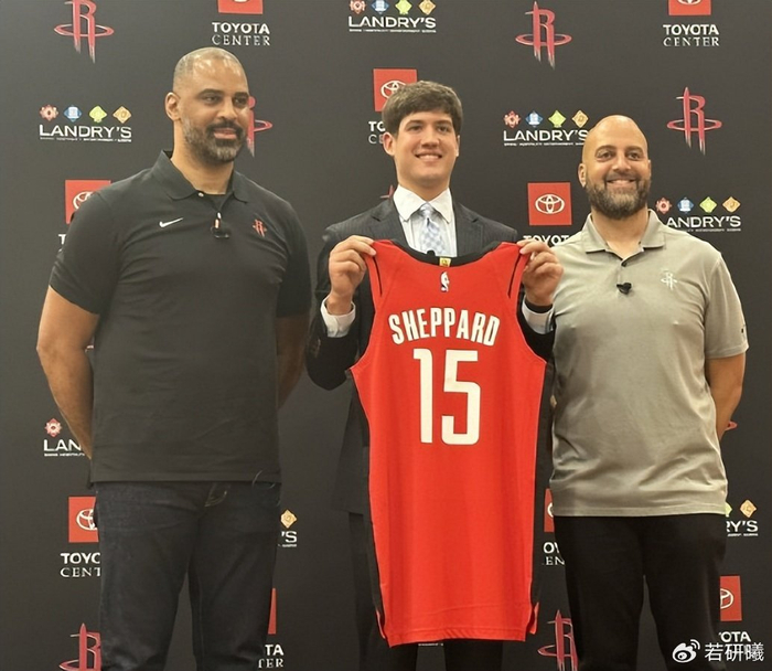 开云线上入口-三少空砍83分！火箭因斯通死要面子付出代价，乌度卡病急乱投医|季后赛|凯文·杜兰特|体育赛事讨论|休斯敦火箭队|迈克尔·乔丹_新浪体育_新浪新闻